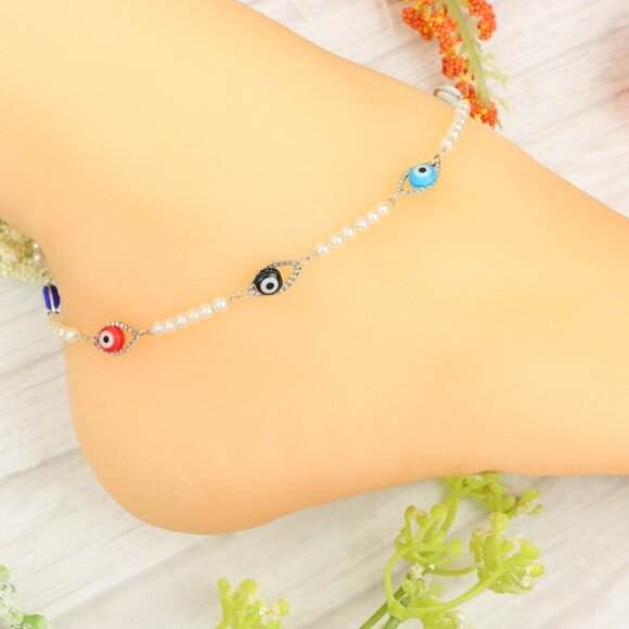 "Handmade Anklet – Elegant & Delicate Jewelry for Women | UNVRC1457 - Picture 9 of 10